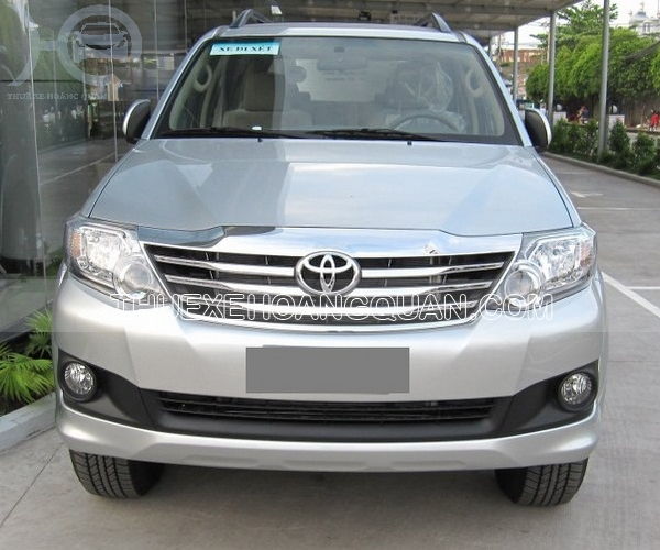 Thue-xe-Fortuner-7-cho (2)