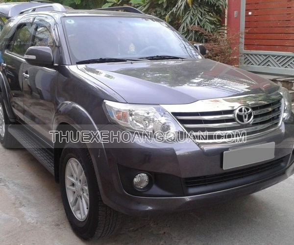 Thue-xe-Fortuner-7-cho (4)