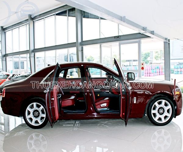 thue-xe-Rolls-Royce (4)