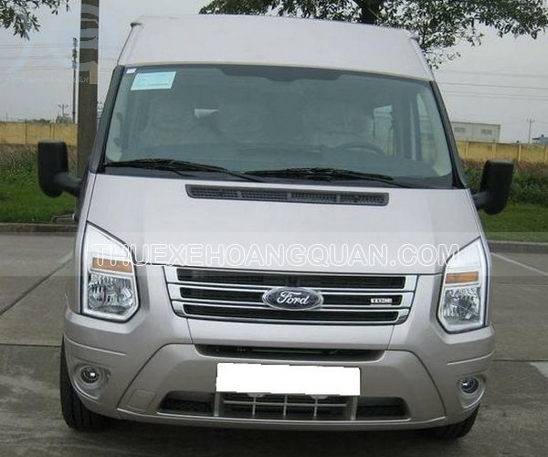 thue-xe-ford-transit-16-cho (1)