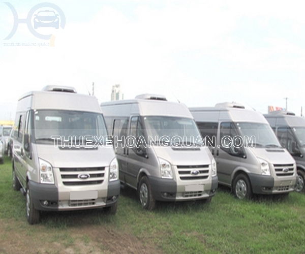 thue-xe-ford-transit-16-cho (4)