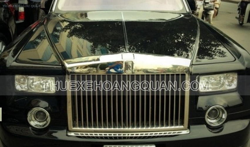 Cho-thue-xe-Rolls-Royce-Phantom-sieu-xe (8)
