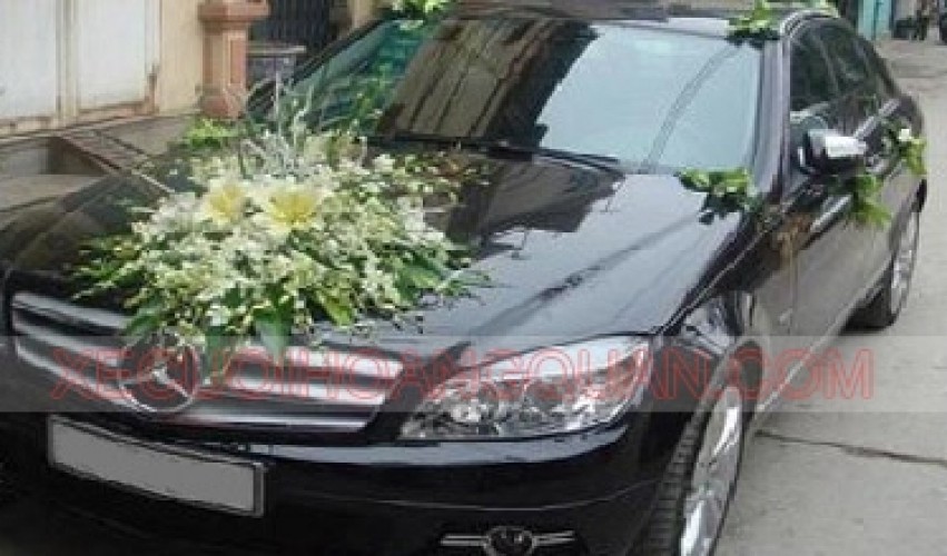 Thue-xe-cuoi-Mercedes-C200 (4)