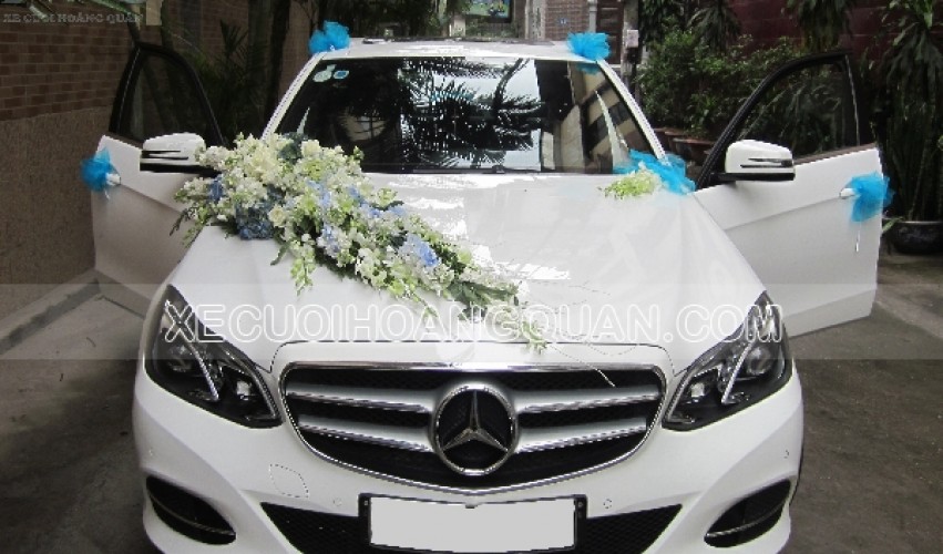 thue-xe-cuoi-Mercedes-E400 (1)