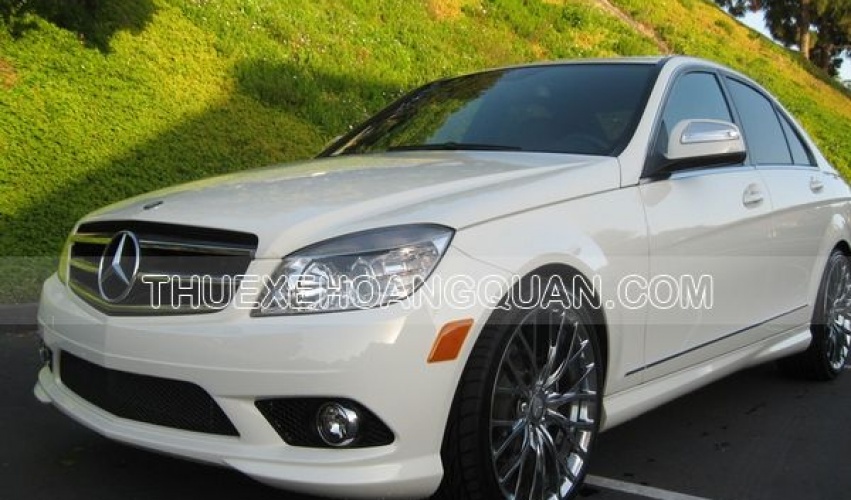 thue-xe-mercedes-C300-7